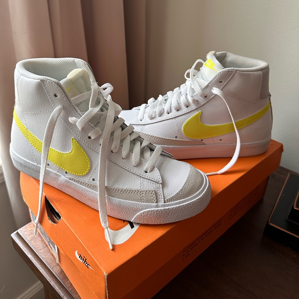 Nike blazer mid 77